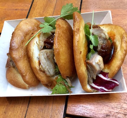 Skull & Crown Trading Co. by null