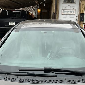 Slingshot Auto Glass - Windshield Installation & Repair Near Me Slingshot Auto Glass - Windshield Installation & Repair Near Me