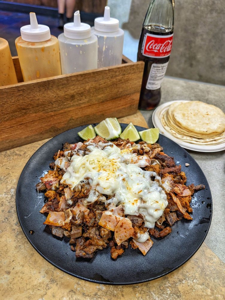 Paco's Tacos