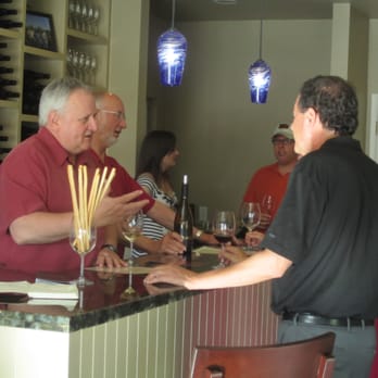 Roger Roessler Wines - fun, winebar like setting! - Wine Tasting Room Near Me - Sonoma, California Roger Roessler Wines - fun, winebar like setting! - Wine Tasting Room Near Me - Sonoma, California