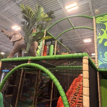 Lava Island - Venues & Event Spaces Near Me - Kildeer, Illinois Lava Island - Venues & Event Spaces Near Me - Kildeer, Illinois