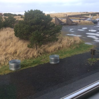 Adrift Hotel - The actual view with, some ocean but mostly parking lot and dunes. - Hotels Near Me - Long Beach, Washington Adrift Hotel - The actual view with, some ocean but mostly parking lot and dunes. - Hotels Near Me - Long Beach, Washington
