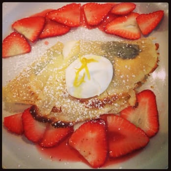 Cream Pot - Mm strawberry crepes! - Breakfast & Brunch Near Me - Honolulu, Hawaii
