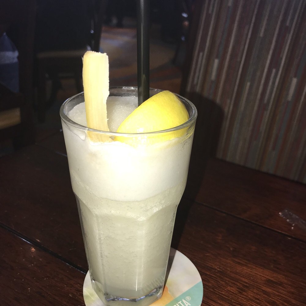Bahama Breeze - Frozen Lemon Breeze - Caribbean Near Me - Duluth, Georgia
