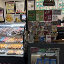 Better Be Donuts & Cafe - Inside