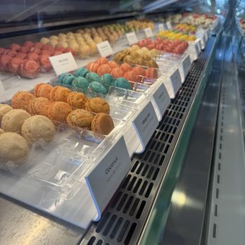 Le Macaron French Pastries - Macarons Near Me - La Jolla, California