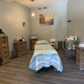 Hawaiian Island Tropical Spa - Nail Salons Near Me - Ingleside, Illinois Hawaiian Island Tropical Spa - Nail Salons Near Me - Ingleside, Illinois