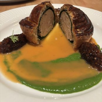 Moon Rabbit - Pate chaud - Vietnamese Near Me - Washington, DC, District of Columbia