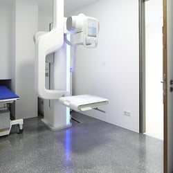bones & brain: Dr. med. & Dipl.-Sportwiss. Boris-G. Böttenberg - Röntgen - digital - Orthopäde Dr.med. Boris-G. Böttenberg - Privatpraxis für Orthopädie in Köln