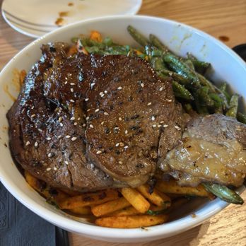 Potsticker - Szechuan steak and frites! SO GOOD - Asian Fusion Near Me - Saint Paul, Minnesota Potsticker - Szechuan steak and frites! SO GOOD - Asian Fusion Near Me - Saint Paul, Minnesota