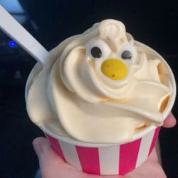 Zip's Ice Cream - Vanilla soft serve