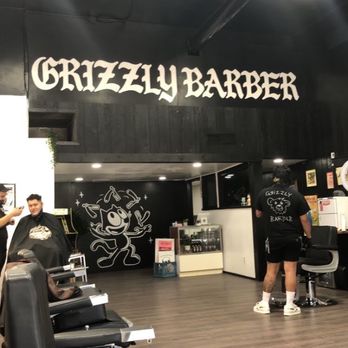 Grizzly Barber - Inside - Barbers Near Me - Merced, California