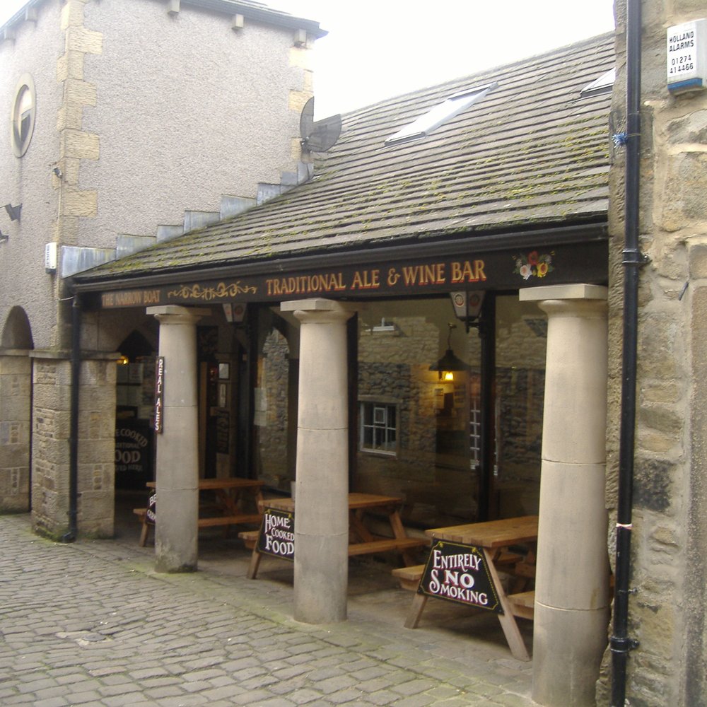 Narrow Boat - Pubs Near Me - Skipton, NYK