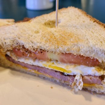 Mamas Daughters Diner - a ham and egg sandwich - Soul Food Near Me - Dallas, Texas Mamas Daughters Diner - a ham and egg sandwich - Soul Food Near Me - Dallas, Texas