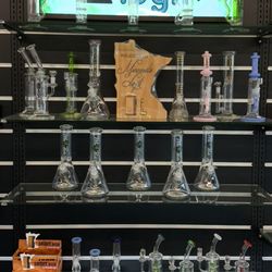 MN Roots Smoke Shop