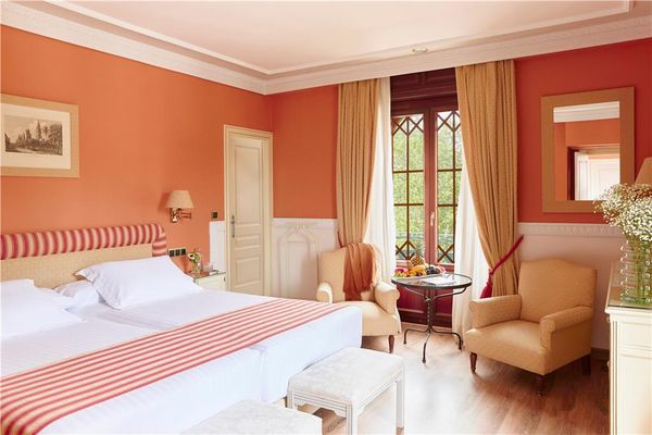 Hotel Alhambra Palace by null