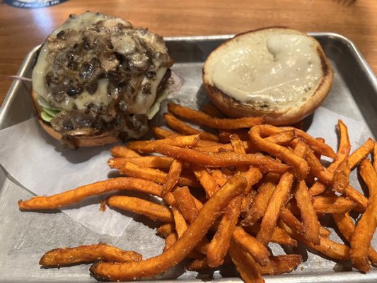 BJ's Restaurant & Brewhouse by null