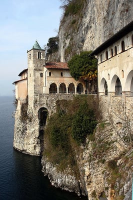 Eremo di Santa Caterina del Sasso by null