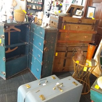 ISO Unique - Unique and antique trunks - Accessories Near Me - Chesterton, Indiana ISO Unique - Unique and antique trunks - Accessories Near Me - Chesterton, Indiana