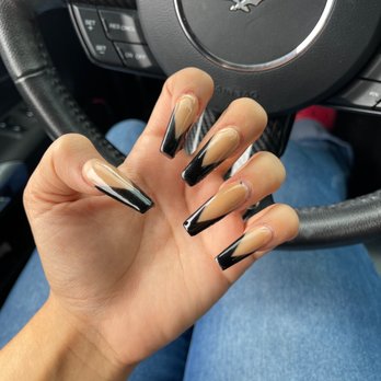 Q Nails - Nail Salons Near Me - Palm Desert, California Q Nails - Nail Salons Near Me - Palm Desert, California