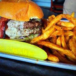 Pub 447 - Bacon Cheeseburger