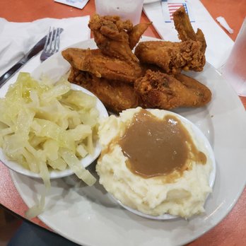 Amy Ruth's - 4 jumbo wings with cabbage and mashed potatoes- The Ludacris - Southern Near Me - New York, New York