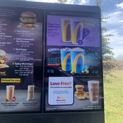 McDonald's - Drive thru, being waiting for over 5 minutes here to order ????? What's going on?