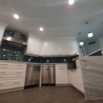 Chip's Kitchens & Baths - Countertop Installation Near Me - Arlington, Texas