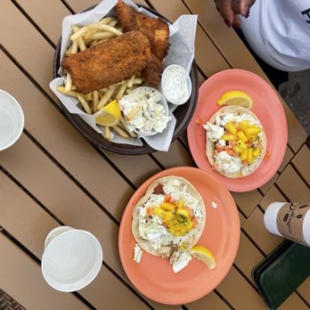 Coconuts Fish Cafe - Seafood Near Me - Kihei, Hawaii