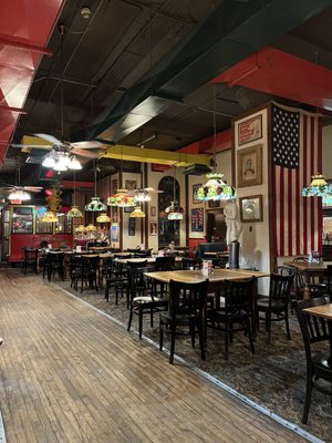 Spaghetti Warehouse by null