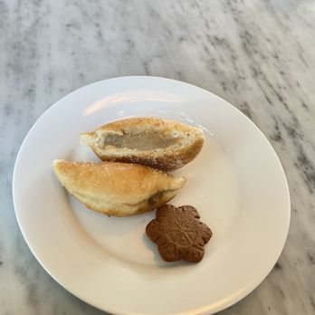 General Porpoise - Gingerbread donut - Donuts Near Me - Seattle, Washington