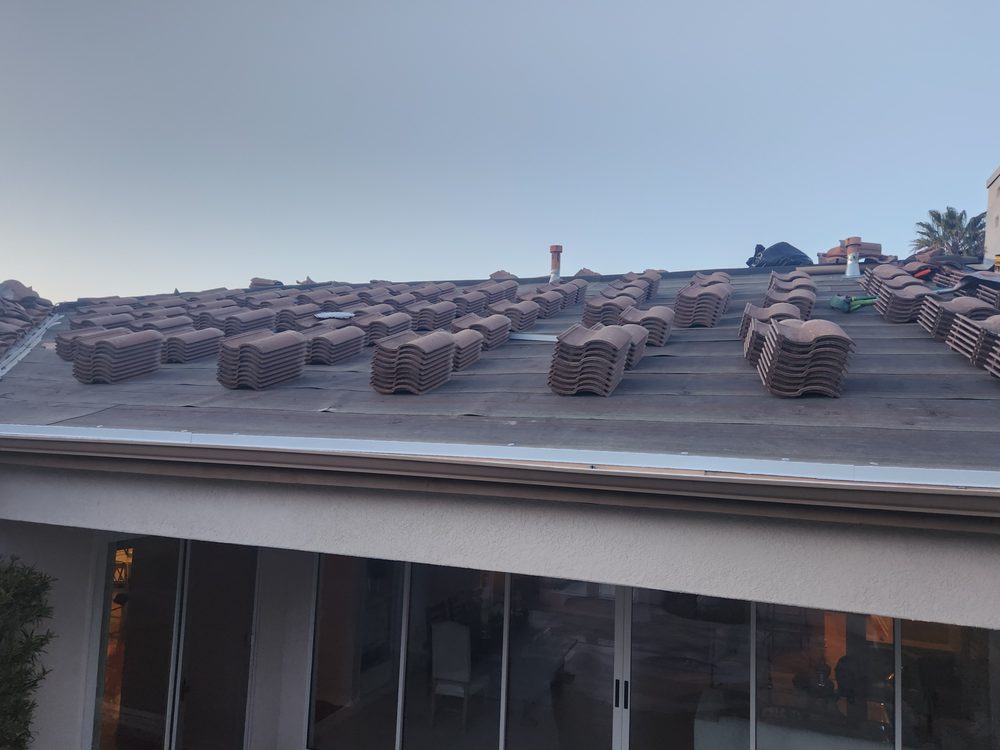 Slide of Cesar Arenas 