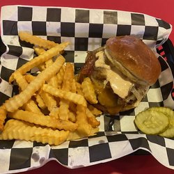 Paddy Mac's Pub & Grill