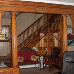 Antique Rose Inn Windham - The foyer. Look at this exquisite woodwork and craftsmanship of the Inn.