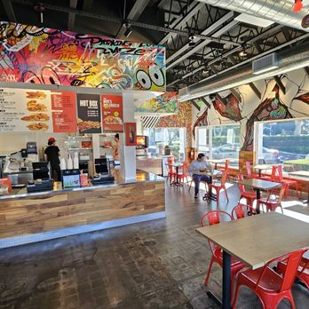 Dave's Hot Chicken - Inside - Chicken Shop Near Me - Irvine, California