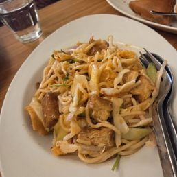 Garlic noodles. It is a cold dish. Garlic noodles. It is a cold dish.