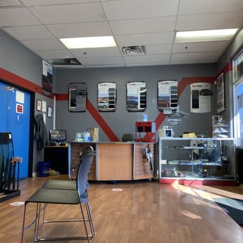 Desert Tint Auto Glass - Car Window Tinting Near Me - Las Vegas, Nevada Desert Tint Auto Glass - Car Window Tinting Near Me - Las Vegas, Nevada