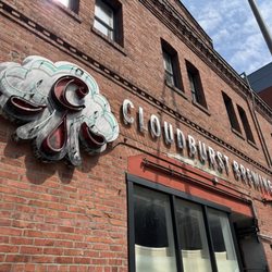 Cloudburst Brewing - Outside