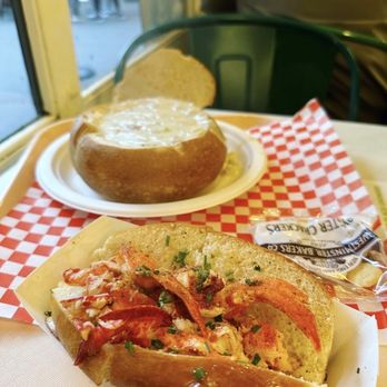 Pike Place Chowder - Pacific Place - New England Clam Chowder and lobster roll - Seafood Near Me - Seattle, Washington
