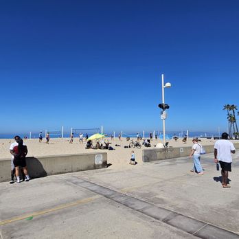 Good Stuff Restaurant - Hermosa Beach - The view - Burgers Near Me - Hermosa Beach, California Good Stuff Restaurant - Hermosa Beach - The view - Burgers Near Me - Hermosa Beach, California
