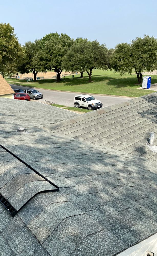 Slide of Juarez Roofing