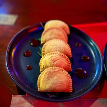Elliott Stables - Mini Curry Puffs from Lepak Malaysian restaurant- really lovely!! - Food Court Near Me - Auckland, AUK