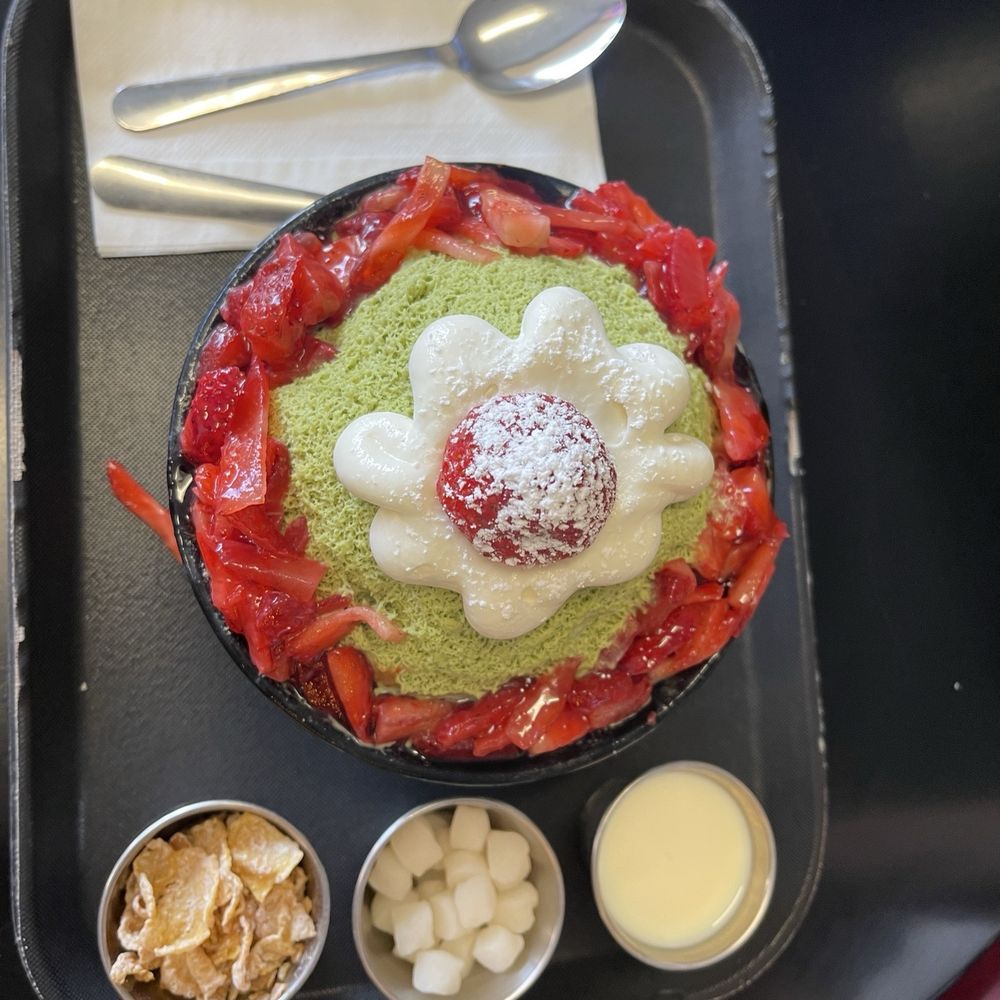 Bru Tea Cafe - Matcha Strawberry Bingsoo - Bubble Tea Near Me - Elk Grove, California Bru Tea Cafe - Matcha Strawberry Bingsoo - Bubble Tea Near Me - Elk Grove, California