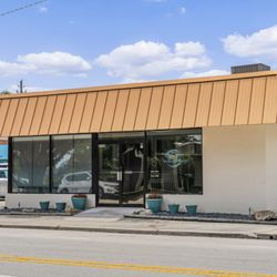 Restorative Wellness Vero - Outside view from 14th Avenue in downtown Vero Beach