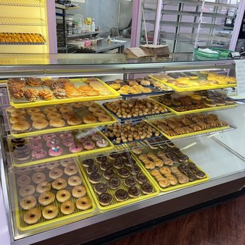 Top Spot Donuts - a display case of donuts - Donuts Near Me - Broken Arrow, Oklahoma Top Spot Donuts - a display case of donuts - Donuts Near Me - Broken Arrow, Oklahoma