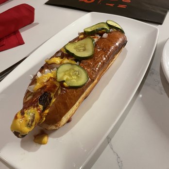 Gordon Ramsay Burger - The hot dog - Salad Near Me - Chicago, Illinois