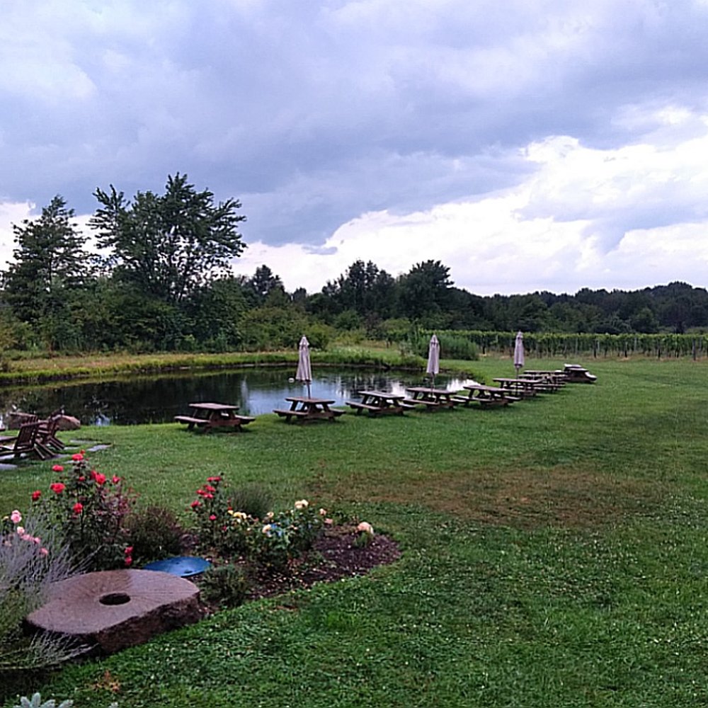 Hundley Cellars - Wineries Near Me - Geneva, Ohio Hundley Cellars - Wineries Near Me - Geneva, Ohio