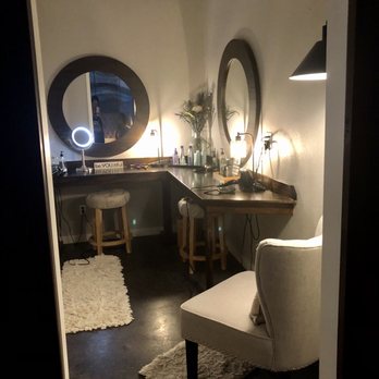Platinum Studio Salon And Float Spa - Blow dry bar - Hair Salons Near Me - Eureka, California