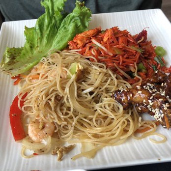 Urban Hakka - Hakka style rice noodles, sesame crispy beef, tandoori chicken fried rice - Hakka Near Me - Toronto, Ontario Urban Hakka - Hakka style rice noodles, sesame crispy beef, tandoori chicken fried rice - Hakka Near Me - Toronto, Ontario
