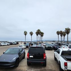 Ocean Beach Dog Beach - Parking lot view